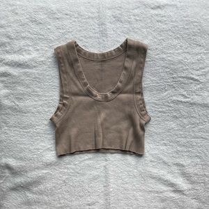 Brandy Melville crop top